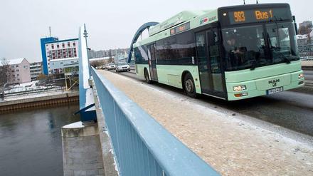 Eine neue Buslinie verbindet Frankfurt (Oder) mit der polnischen Schwesterstadt Slubice.