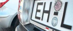 Wieder gewünscht. Das Altkennzeichen von Eisenhüttenstadt. Foto: dpa / ZB