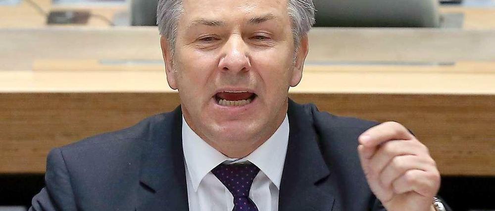 Klaus Wowereit kritisiert den Bundesverkehrsminister.