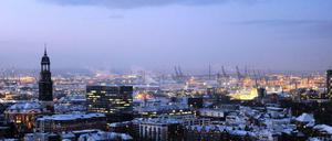 Winterlicher Blick auf Hamburg.