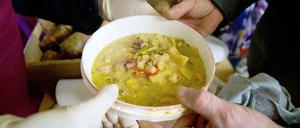 Suppenküchen reichen nicht, findet Peter Ruhenstroth-Bauer.