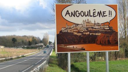 Schon am Ortseingang wird deutlich, was in der Stadt wichtig ist.