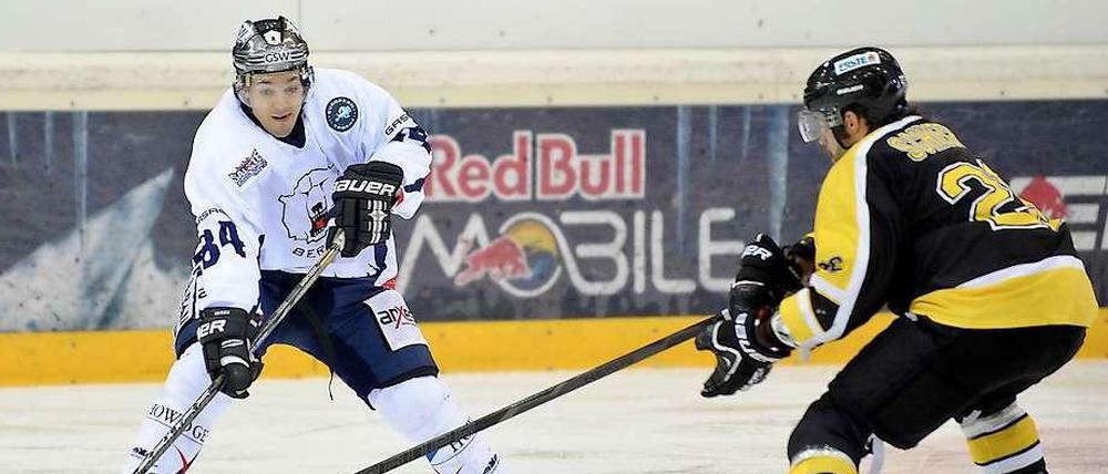 In Wien stand Angreifer Daniel Brière (l.) wegen einer einer Rippenprellung selten auf dem Eis. Da auch Matthew Foy und Claude Giroux verletzt ausfielen, mangelte es bei den Eisbären an Qualität in der Offensive.
