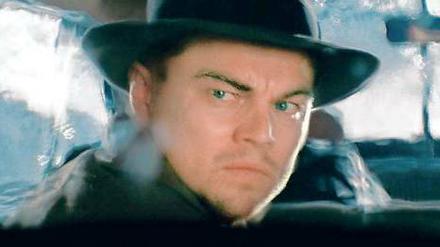 Frohe Tage? Wer dem halluzinierenden Teddy Daniels (Leonardo DiCaprio) in „Shutter Island“ dabei zuschaut, wie er zwischen psychisch gestörten Verbrechern ermittelt, braucht starke Nerven. ARD, 2. Weihnachtstag, 23 Uhr 25.Foto: ARD