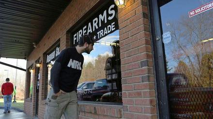 Das Interesse der US-Amerikaner für Schnellfeuerwaffen ist auch nach dem Massaker von Newtown groß.