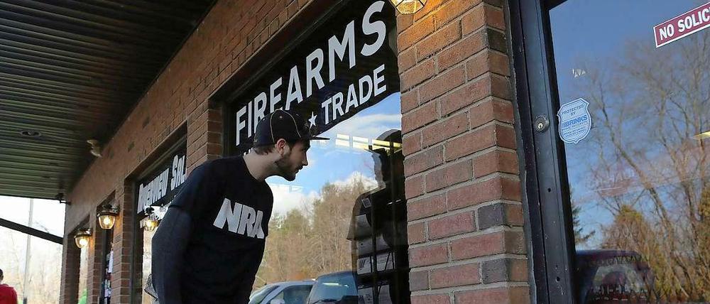 Das Interesse der US-Amerikaner für Schnellfeuerwaffen ist auch nach dem Massaker von Newtown groß.