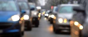 Traditionelle staut sich der Reiseverkehr an Feiertagen in der Stadt und auf den Autobahnen. Freitag war es vergleichsweise leer auf den Straßen.