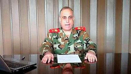 Generalmajor Abdelasis al-Schalal kritisierte, die Armee sei von ihrer Mission, das Volk zu schützen, abgekommen.