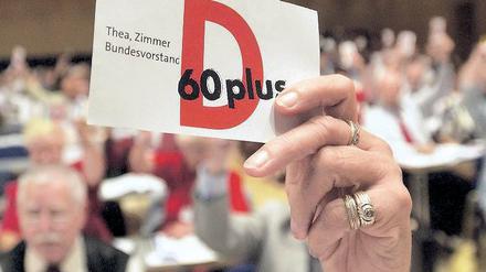 Sechzig plus – dafür wird nicht nur die SPD irgendwann keine eigene Arbeitsgemeinschaft mehr brauchen. Die Parteien altern – mit Ausnahme der Grünen – noch schneller als die Gesellschaft. 