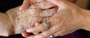 Die Teil-Auszeit zur Pflege von Angehörigen wird bisher kaum in Anspruch genommen.