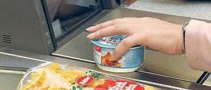 Ermäßigt. Vor allem für Lebensmittel gilt der geringere Mehrwertsteuersatz. Würde er deutlich erhöht, würden das vor allem Ärmere spüren. Foto: ddp