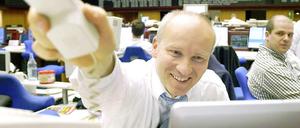 Zufrieden. An der Frankfurter Börse war die Stimmung 2012 trotz Schuldenkrise gut.