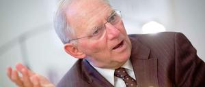 Finanzminister Wolfgang Schäuble plant offenbar höhere Steuern auf Tabak für selbstgedrehte Zigaretten.