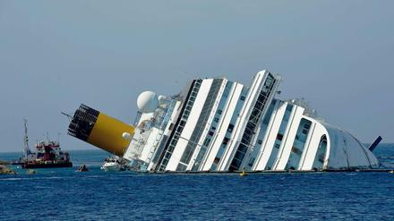 Das Wort "Scheitern" kommt aus der Seefahrt. Auch der Kapitän der Costa Concordia ist gescheitert.