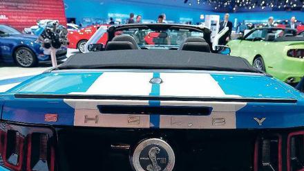 Leistungsschau. Zuletzt präsentierten sich die US-Hersteller im Dezember in Los Angeles. Vom 19. bis 27. Januar findet die wichtigste Automesse in Detroit statt.