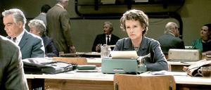 Hannah Arendt (Barbara Sukowa) 1961 im Presseraum des Eichmann-Prozesses, Jerusalem.