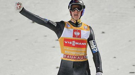 Der Österreicher Gregor Schlierenzauer ist derzeit das Maß aller Dinge im Skispringen.