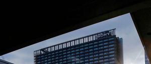Weg damit. Aus Geldnot verkauft Sony offenbar Immobilien.