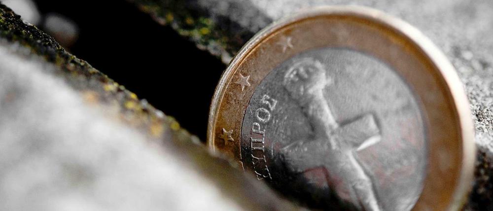 Wird Deutschland die Hilfsmaßnahmen für Zypern unterstützen oder nicht? Zum ersten Mal könnte die Entscheidung wirklich gegen die Hilfe ausfallen.