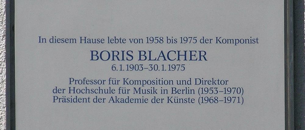 Die Gedenktafel für Boris Blacher befindet sich am Haus Kaunstraße 6 ((Zehlendorf). 