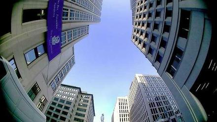 Rund ums Büro. Der Potsdamer Platz bleibt mit Spitzenpreisen von 22 Euro je Quadratmeter der teuerste Bürostandort in Berlin.
