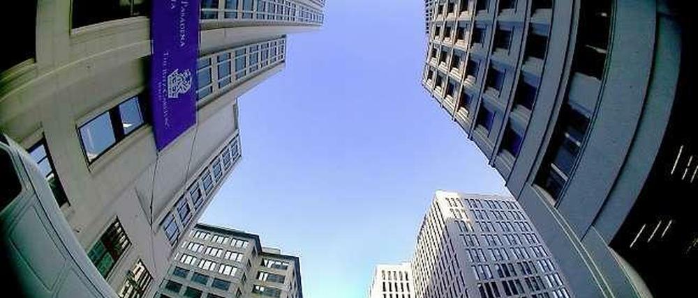 Rund ums Büro. Der Potsdamer Platz bleibt mit Spitzenpreisen von 22 Euro je Quadratmeter der teuerste Bürostandort in Berlin.