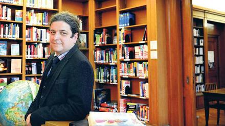 Tobias Zimmermann, 45, trat 2011 das Erbe von Klaus Mertes an. Der hatte im Januar 2010 in einem Brief an frühere Schüler die Missbrauchsfälle öffentlich gemacht. Am Canisius-Kolleg gab es bis in die 1980er Jahre sexuelle Gewalt gegen Jugendliche.