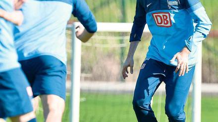 Wieder am Ball. Christoph Janker genießt es, wieder dabei zu sein. 