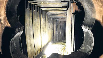 Akkurat abgestützt. Die Einbrecher waren handwerklich nicht unbegabt. Foto: dpa