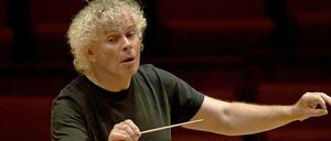Rhythm is it. Nicht nur in der Musik hat Sir Simon Rattle das rechte Gespür für Timing. Darum soll nach 16 Jahren der Schlussakkord seiner Berliner Ära erklingen.