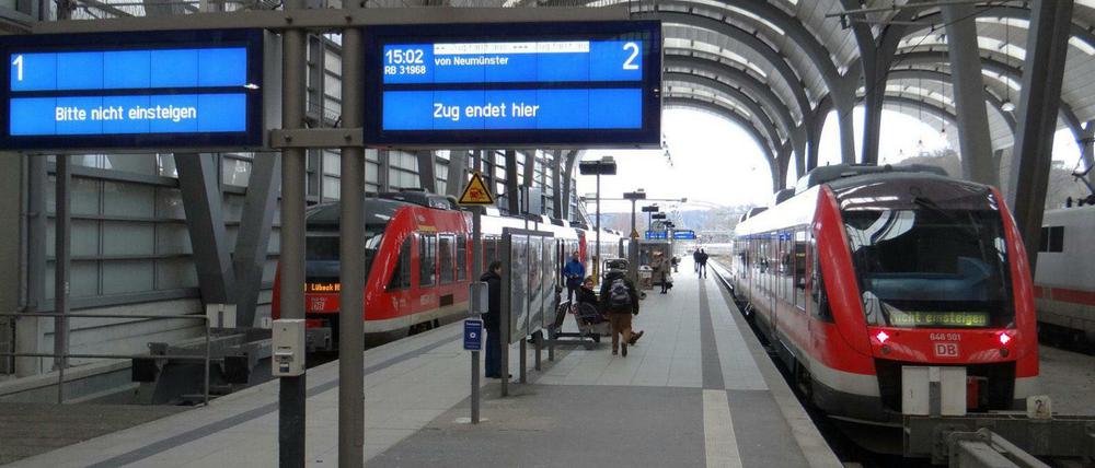 Ankommen, verweilen, weiterreisen. Drei Wochen in einem fernen Land sie nur das vorläufige Ende einer Reise. 