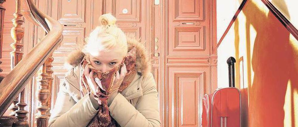 Halbe Treppe. Die Studentin Cornelia B. aus Vechta fiel auf einen Internet-Betrüger herein und zahlte 920 Euro Vorschuss für eine bereits belegte Wohnung. 