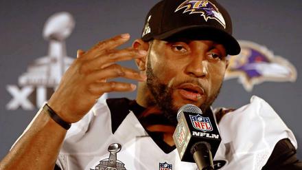 Ray Lewis gilt als einer der besten NFL-Verteidiger überhaupt.