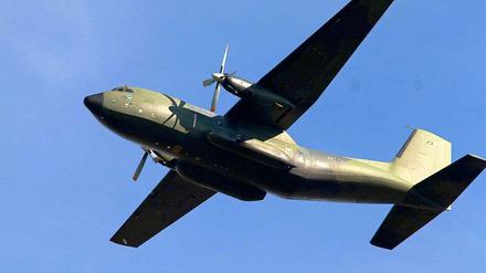 Die Bundeswehr unterstützt den Einsatz in Mali mit Transall-Maschinen.