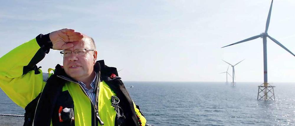 Da dreht sich was: Bundesumweltminister Peter Altmaier will Auswirkungen der Energiewende auf den Strompreis begrenzen. 