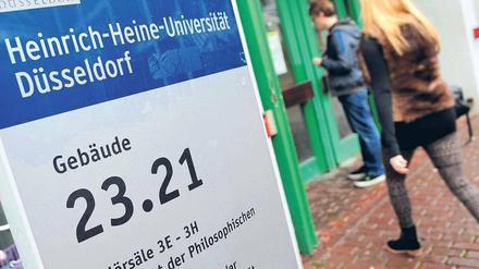 Doktorwürde. Laut Promotionsordnung kann der Titel entzogen werden, wenn „Täuschung“ vorliegt oder für die Promotion wesentliche Voraussetzungen fehlten.