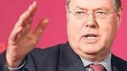 Richtungsweisend? Peer Steinbrück war am Dienstag in London. Foto: dpa