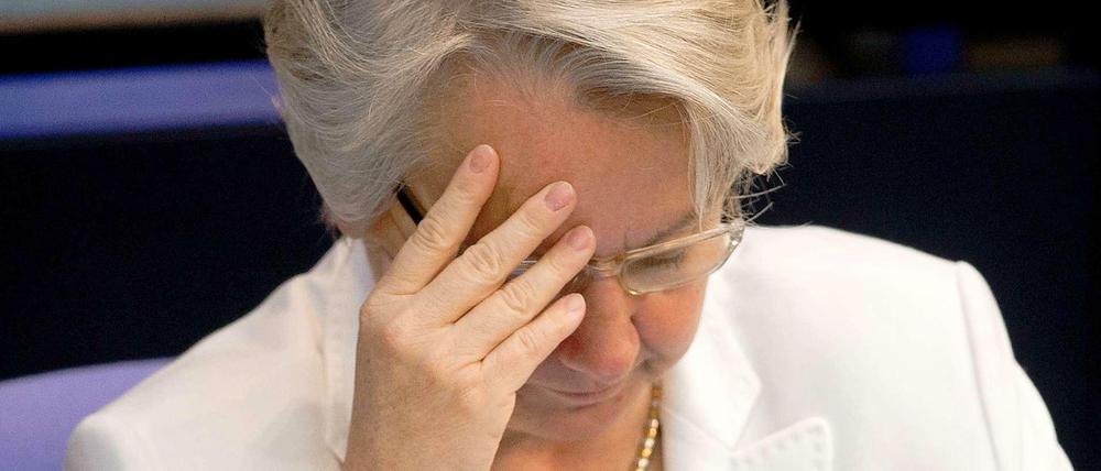Annette Schavan: Sollte Sie nun auch ihren Professoren-Titel ruhen lassen?