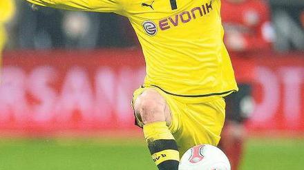 Gefühl im Fuß. Robert Lewandowski hat in der Liga schon 13 Treffer erzielt. 
