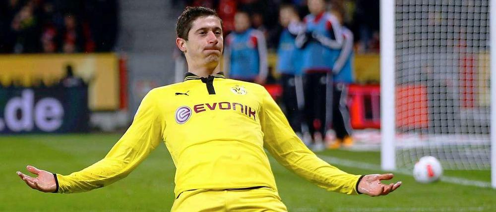 Erzielte unmittelbar nach dem Ausgleich durch Bayer Leverkusen den Siegtreffer zum 3:2-Endstand: Torjäger Robert Lewandowski.