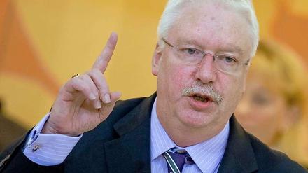 Die Diskussion um die Äußerungen Jörg-Uwe Hahns wird immer lauter.