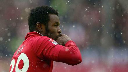 Mame macht's: Mame Diouf sicherte den 1:0-Sieg von Hannover 96.