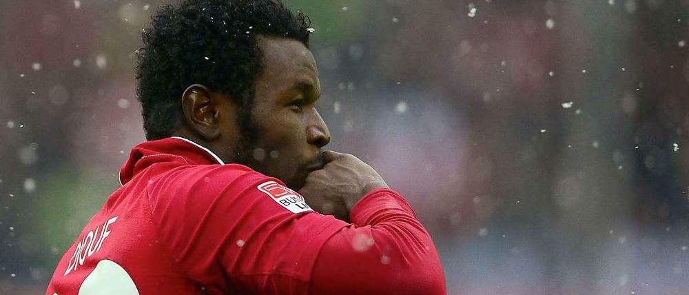 Mame macht's: Mame Diouf sicherte den 1:0-Sieg von Hannover 96.