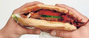 In Leipzig ist bereits Pferdefleisch im Döner entdeckt worden. Nun prüfen Berlins Behörden genauer.