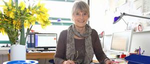 Die Ruhe selbst. Jeanette Fraede arbeitet seit 25 Jahren als Sekretärin an der John-F.-Kennedy-Schule in Zehlendorf.