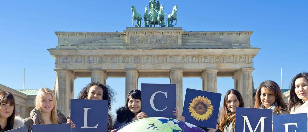 Aus aller Welt präsentieren sich Länder auf der Internationalen Tourismus-Börse (ITB) und entdecken Berlin.