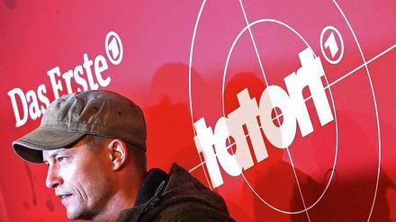 Schauspieler Til Schweiger posiert am Donnerstag auf dem roten Teppich vor der Kino-Premiere des Hamburg-"Tatort" im Passage-Kino in der Innenstadt von Hamburg.