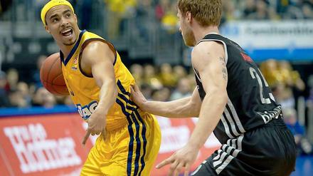 Unter Trainer Obradovic hat sich Dashaun Wood (l.) "zu einem besseren Spieler entwickelt". 