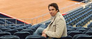 Turnierdirektor Michael Stich auf dem Center Court am Rothenbaum.