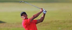 Perfekter Schwung, entschlossener Blick: Tiger Woods wird von seinen Gegner wieder gefürchtet.
